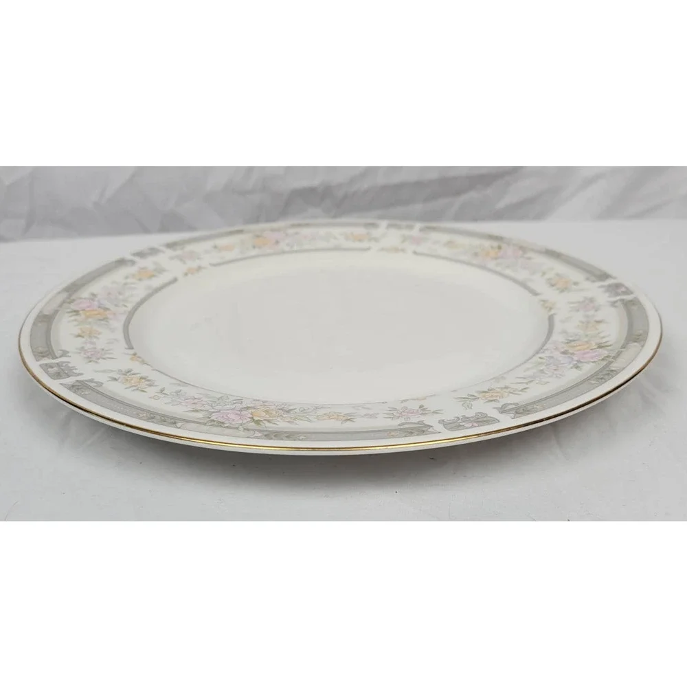 Farberware Fine China Southampton 1992 223K Dinner Plate